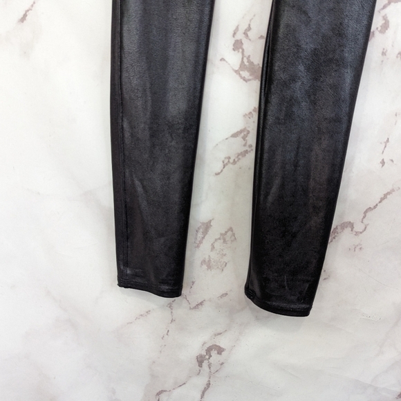 Spanx Leggings Womens Small Faux Vegan Leather 2437 Black High Rise Crop Ankle - Picture 8 of 13